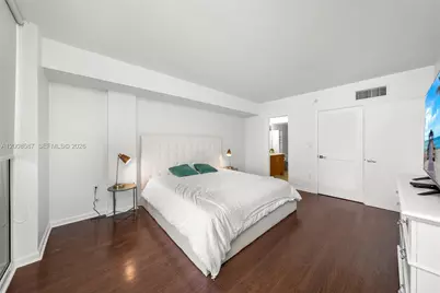 10275 Collins Ave #327, Bal Harbour, FL 33154 - Photo 17