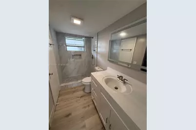15600 NW 7th Ave #618, Miami, FL 33169 - Photo 3