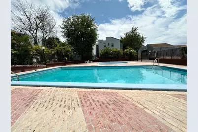 6095 W 18th Ave #S219, Hialeah, FL 33012 - Photo 5