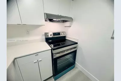 6095 W 18th Ave #S219, Hialeah, FL 33012 - Photo 9