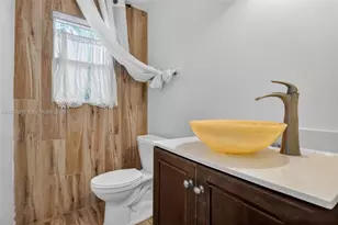 900 Tyler St, Hollywood, FL 33019 - Photo 31