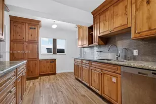 900 Tyler St, Hollywood, FL 33019 - Photo 13