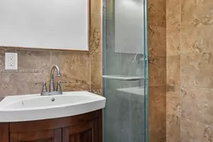 900 Tyler St, Hollywood, FL 33019 - Photo 19
