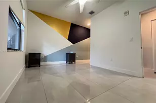 7825 NW 104th Ave, Doral, FL 33178 - Photo 13