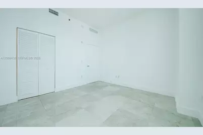950 Brickell Bay Dr #4805, Miami, FL 33131 - Photo 15