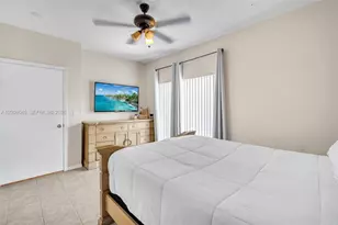 4266 SW 10th Pl, Deerfield Beach, FL 33442 - Photo 15