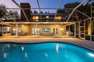 8220 SW 182nd St, Palmetto Bay, FL 33157 - Photo 5