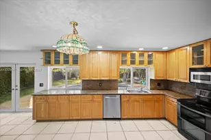 2560 Bass Way, Cooper City, FL 33026 - Photo 27