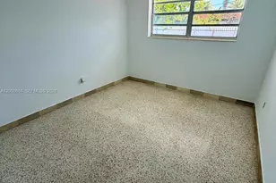 5373 W 10th Ct, Hialeah, FL 33012 - Photo 17