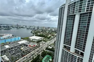 18101 Collins Ave, Sunny Isles Beach, FL 33160 - Photo 33