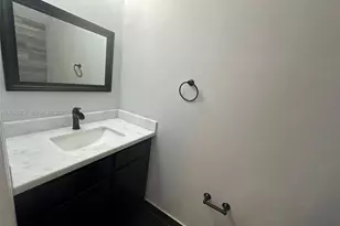 3211 SE 6th St, Homestead, FL 33033 - Photo 11