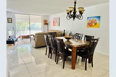 9820 S Hollybrook Lake Dr #202, Pembroke Pines, FL 33025 - Photo 15