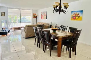9820 S Hollybrook Lake Dr, Pembroke Pines, FL 33025 - Photo 15