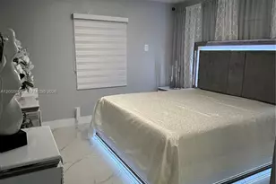 367 W 33rd St, Hialeah, FL 33012 - Photo 13