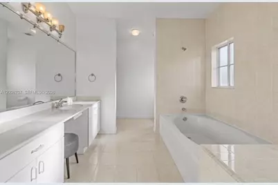 2609 NE 42nd Ave, Homestead, FL 33033 - Photo 13