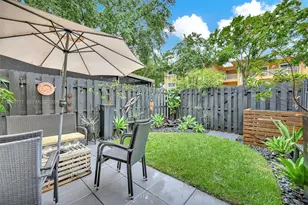 450 SE 7th St, Dania Beach, FL 33004 - Photo 27