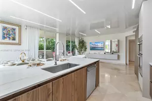 17555 Atlantic Blvd, Sunny Isles Beach, FL 33160 - Photo 3