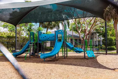 510 NW 207th Ave, Pembroke Pines, FL 33029 - Photo 55