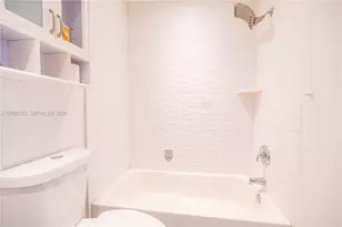 510 NW 207th Ave, Pembroke Pines, FL 33029 - Photo 39