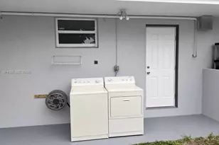 11752 SW 212th St, Miami, FL 33177 - Photo 19