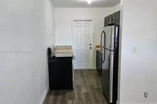 11752 SW 212th St, Miami, FL 33177 - Photo 13