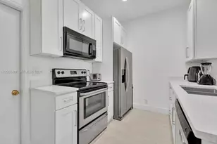 1919 Madeira Dr, Weston, FL 33327 - Photo 5
