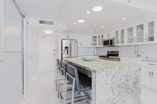 2625 Collins Ave, Miami Beach, FL 33140 - Photo 55