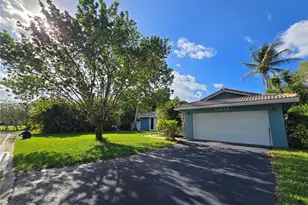 11578 NW 39th Pl, Coral Springs, FL 33065 - Photo 3