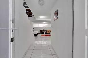 6821 Brookline Dr, Hialeah, FL 33015 - Photo 13