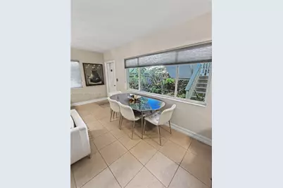 1423 Holly Heights Dr #11, Fort Lauderdale, FL 33304 - Photo 5