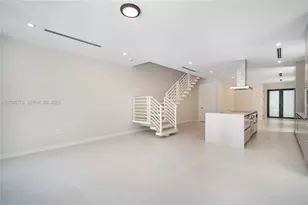 1241-2 SW 23th, Miami, FL 33145 - Photo 11