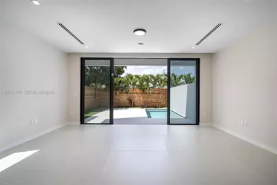 1241-2 SW 23th, Miami, FL 33145 - Photo 15