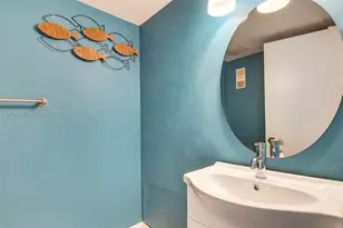 250 181 Dr, Sunny Isles Beach, FL 33160 - Photo 21