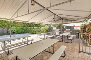 250 181 Dr, Sunny Isles Beach, FL 33160 - Photo 19