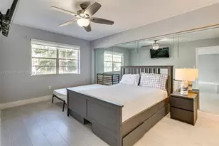 250 181 Dr, Sunny Isles Beach, FL 33160 - Photo 9