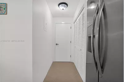 5825 Collins Ave #2E, Miami Beach, FL 33140 - Photo 13