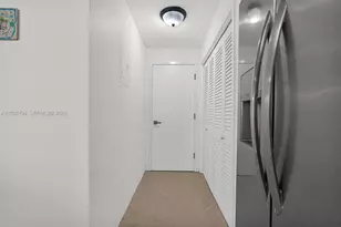 5825 Collins Ave, Miami Beach, FL 33140 - Photo 13