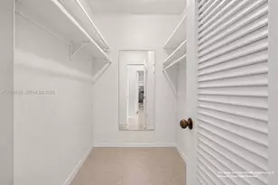 5825 Collins Ave, Miami Beach, FL 33140 - Photo 29