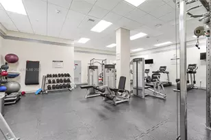 5825 Collins Ave, Miami Beach, FL 33140 - Photo 41