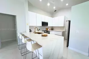 4394 Mahogany Ridge Dr, Weston, FL 33331 - Photo 5