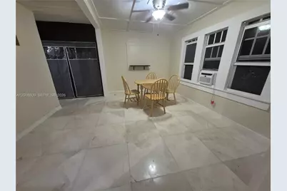 218 S M St, Lake Worth, FL 33460 - Photo 11