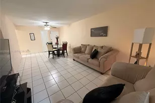 9270 Fontainebleau Blvd, Miami, FL 33172 - Photo 3