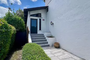 3610 SW 113th Pl, Miami, FL 33165 - Photo 3