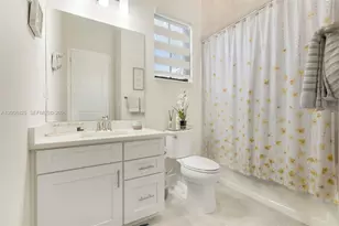 8022 Deer Lake Ct, Parkland, FL 33067 - Photo 35