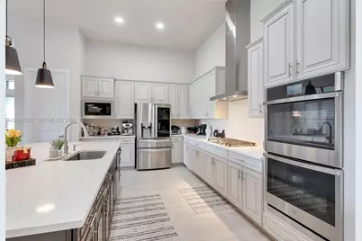 8022 Deer Lake Ct, Parkland, FL 33067 - Photo 13