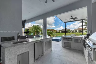 8022 Deer Lake Ct, Parkland, FL 33067 - Photo 47