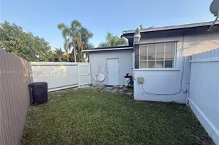 10401 SW 164th St, Miami, FL 33157 - Photo 47