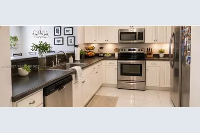 1575 NE 33rd Ave #106-9, Homestead, FL 33033 - Photo 7