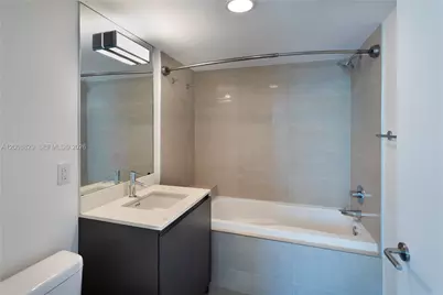 [Address not provided], Miami Beach, FL 33141 - Photo 15