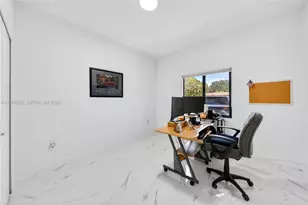 1864 NW 84th St, Miami, FL 33147 - Photo 25